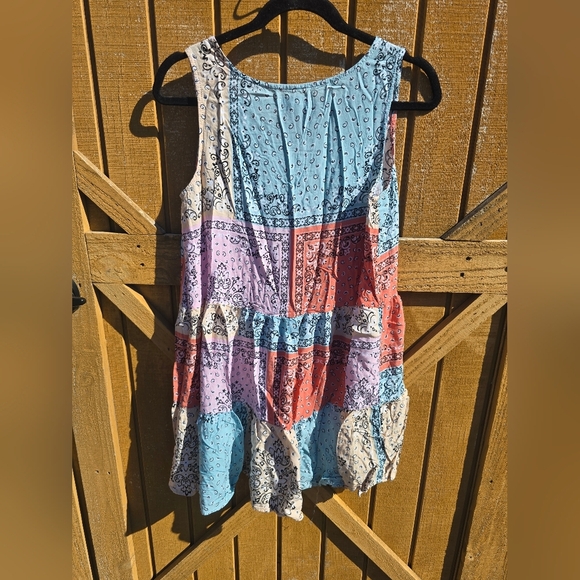 Colorful Sleeveless Patchwork Dress - Picture 3 of 3